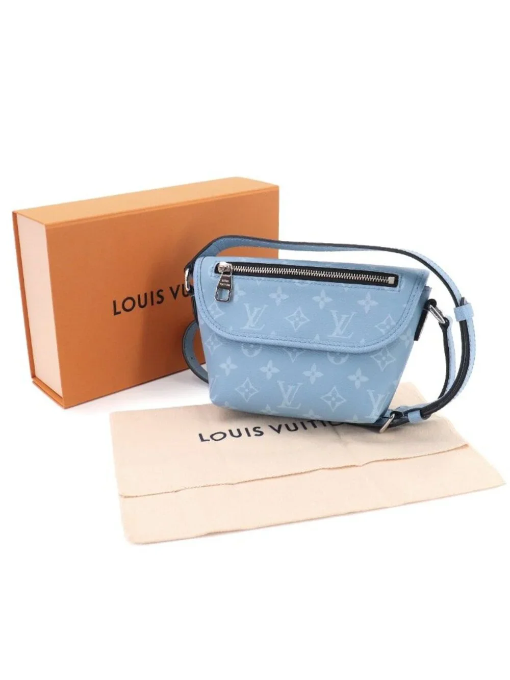 Louis Vuitton Taigarama Pulse Wearable Wallet Shoulder